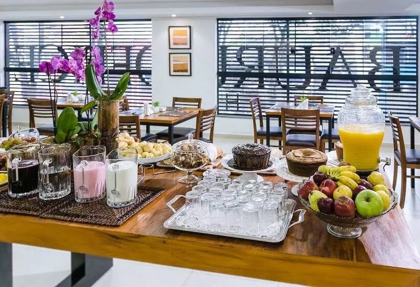 هتل Bauru Office