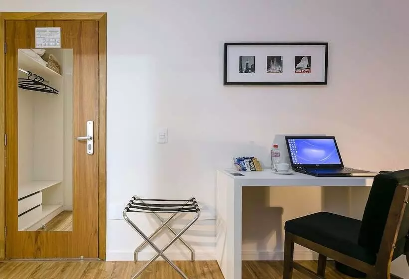 هتل Bauru Office