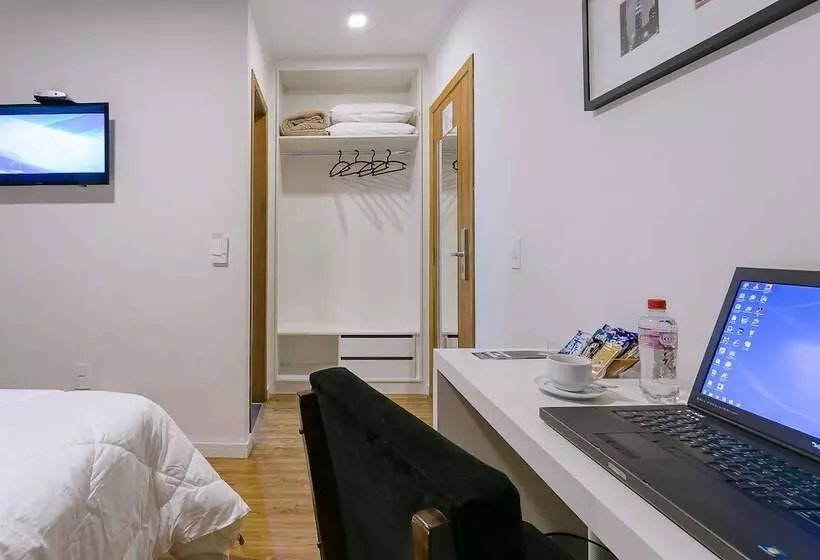 هتل Bauru Office