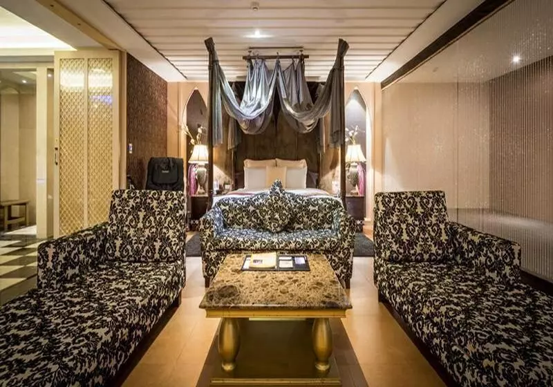 Merryday Motel Zhonghe Branch