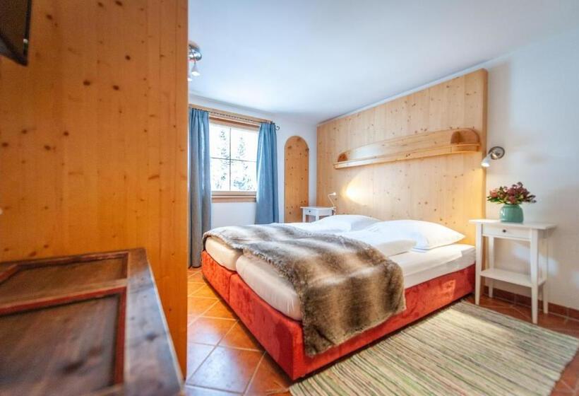 Quality Hosts Arlberg Hotel Bergheim