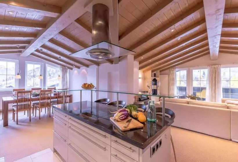 Quality Hosts Arlberg   Hotel Bergheim