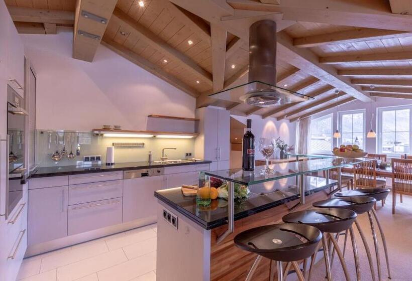 Quality Hosts Arlberg Hotel Bergheim