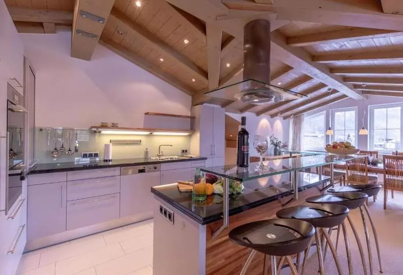 Quality Hosts Arlberg   Hotel Bergheim