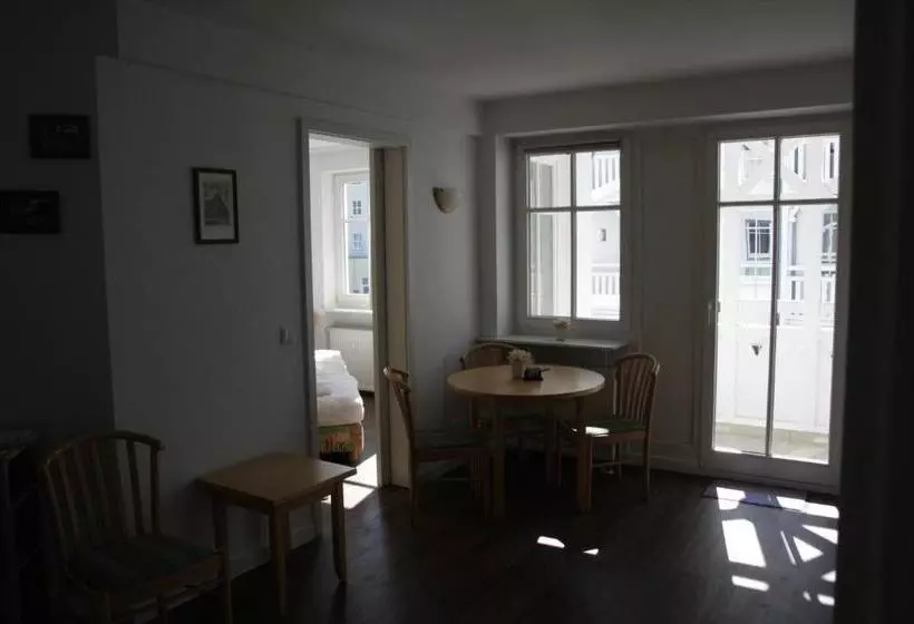 استراحتگاه Ferienwohnung In Sellin _ Seepark