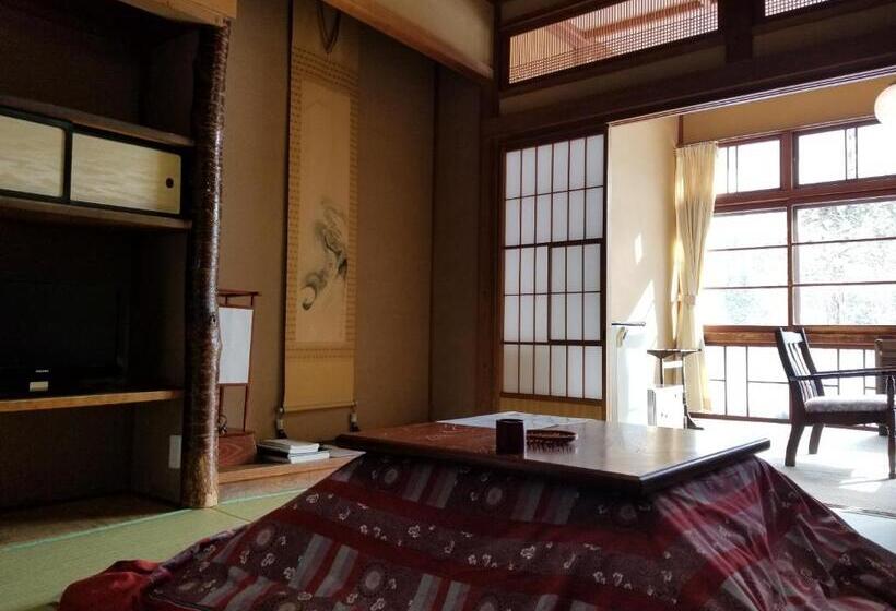 료칸 Ryounkaku Matsunoyama Onsen