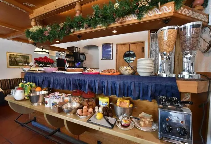 Aamiaismajoitus (B&B) Chambres Mont Cervin