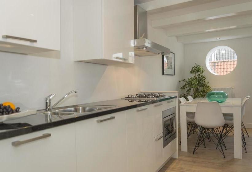 Bed and Breakfast Sailor Apartment