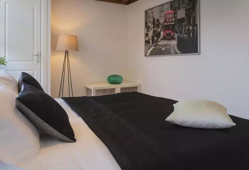 تختخواب و صبحانه Sailor Apartment