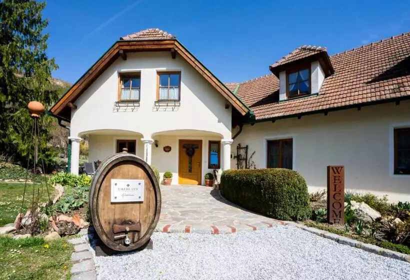 Aamiaismajoitus (B&B) Weinberghof Ilkerl Luf