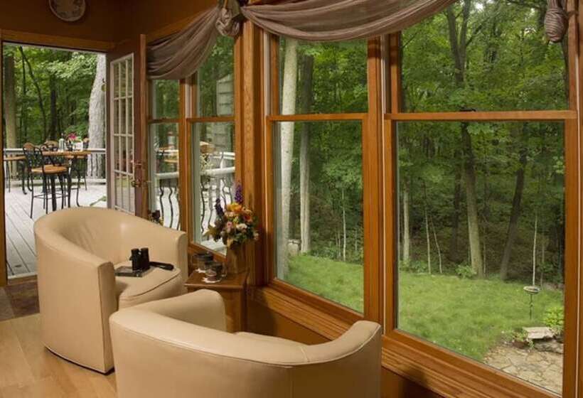 Hidden Serenity Bed And Breakfast