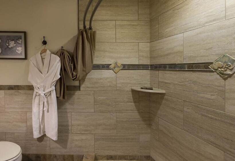 Hidden Serenity Bed And Breakfast