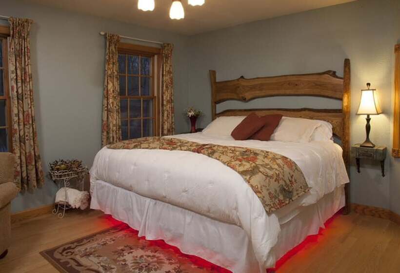 Hidden Serenity Bed And Breakfast