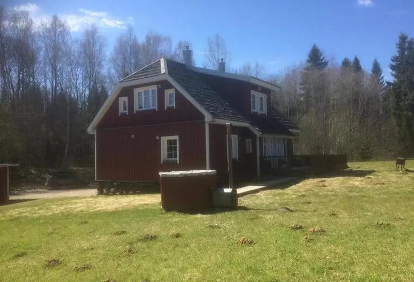 هتل Aasa Puhkemaja