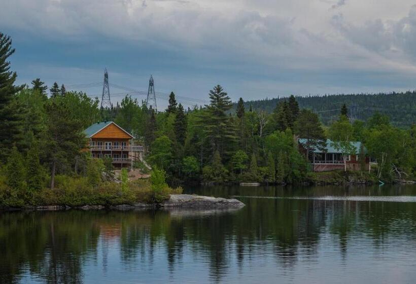 فندق Auberge La Tanière