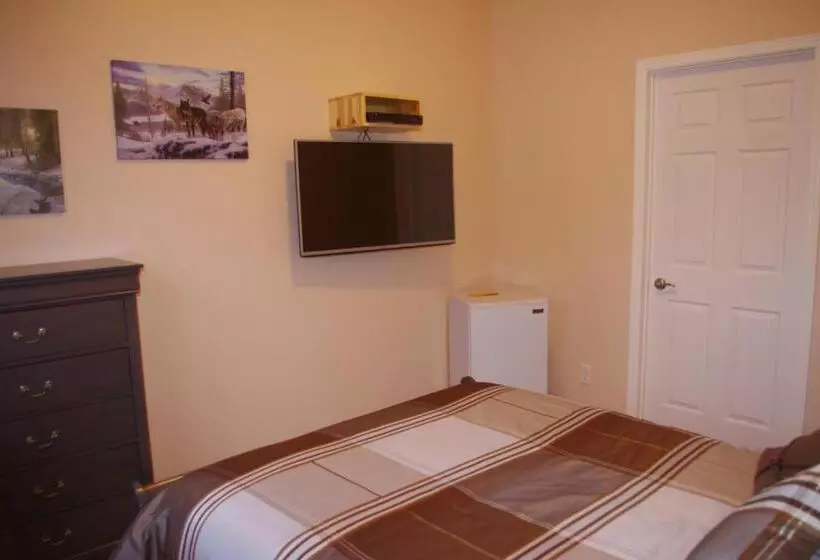 ホテル Auberge La Tanière