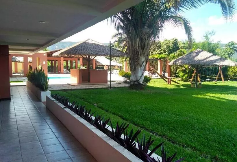 ホテル Encosta Da Serra Crato Ce