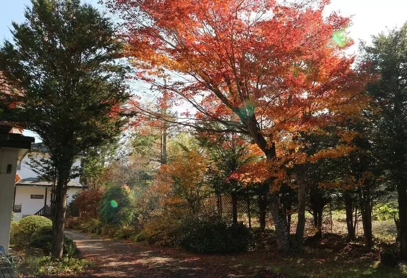 Hotelli Pension Eden