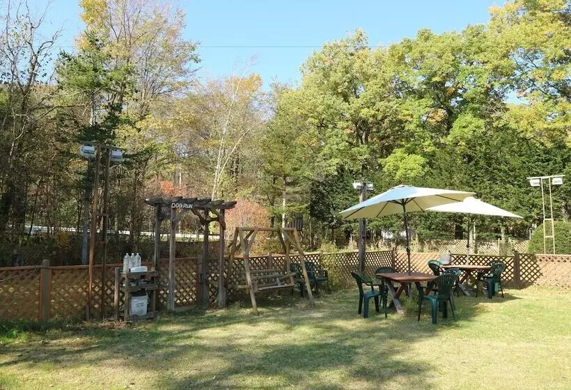 Hotelli Pension Eden