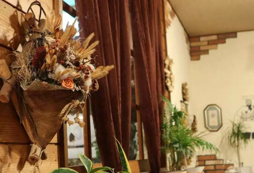 Hotelli Pension Eden