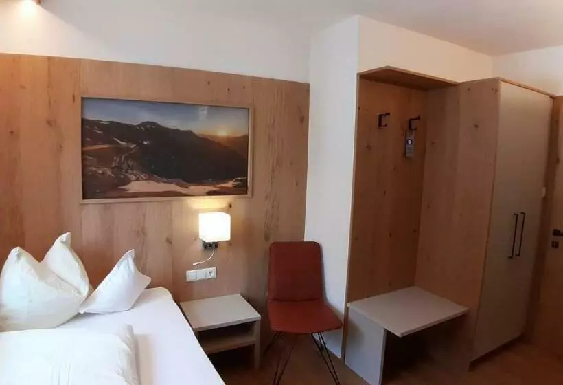 ホテル Pension Panorama