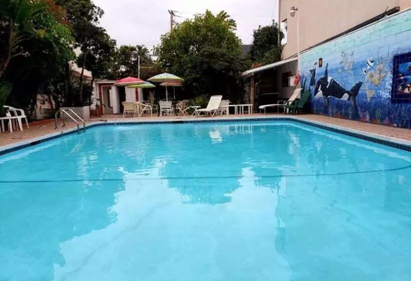 Motel Cortez