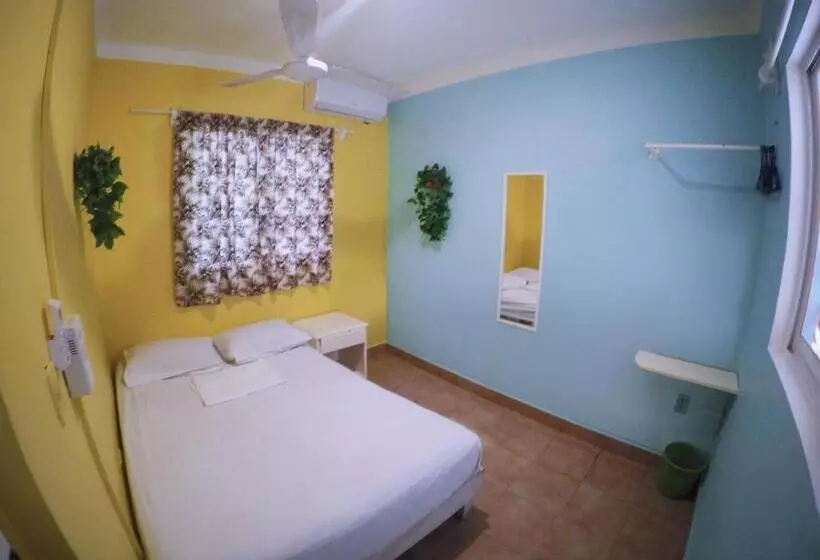 Tres Mundos Hostel
