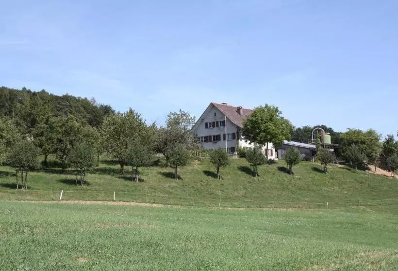 تختخواب و صبحانه Bnb Im Waldhof
