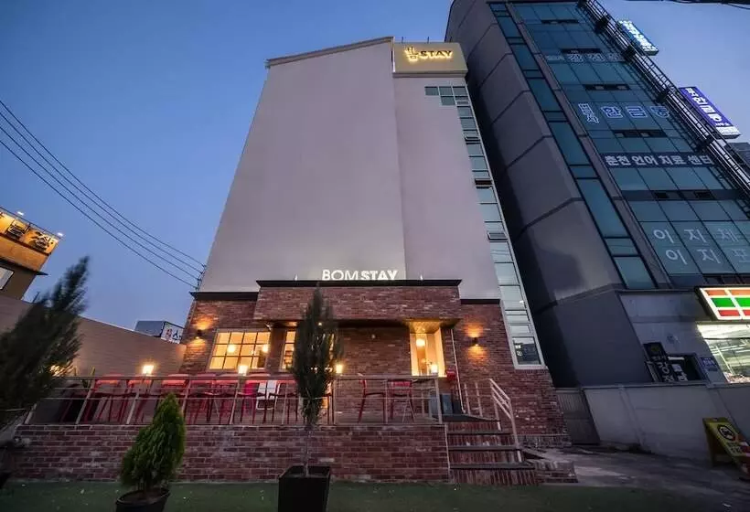 Hotelli Chuncheon Bom Stay