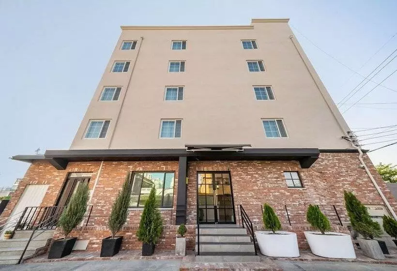 Hotelli Chuncheon Bom Stay