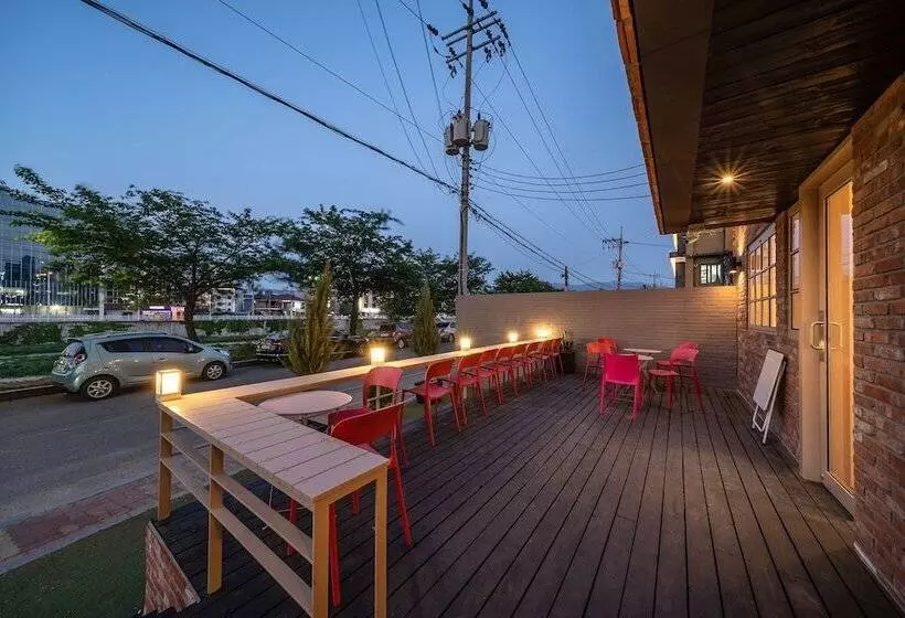 Hotelli Chuncheon Bom Stay