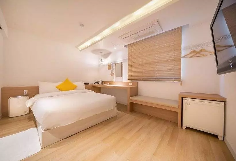 Hotelli Chuncheon Bom Stay