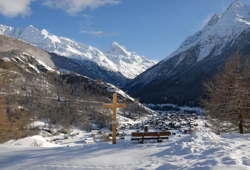 Hotelli Hôtel Des Haudères