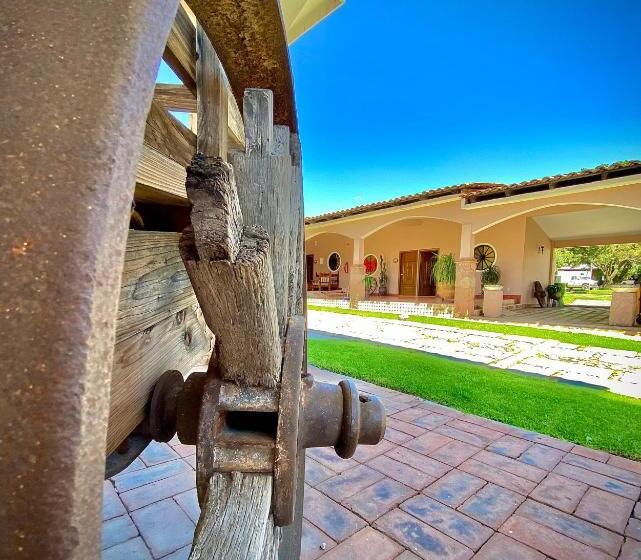 فندق Ojo De Agua