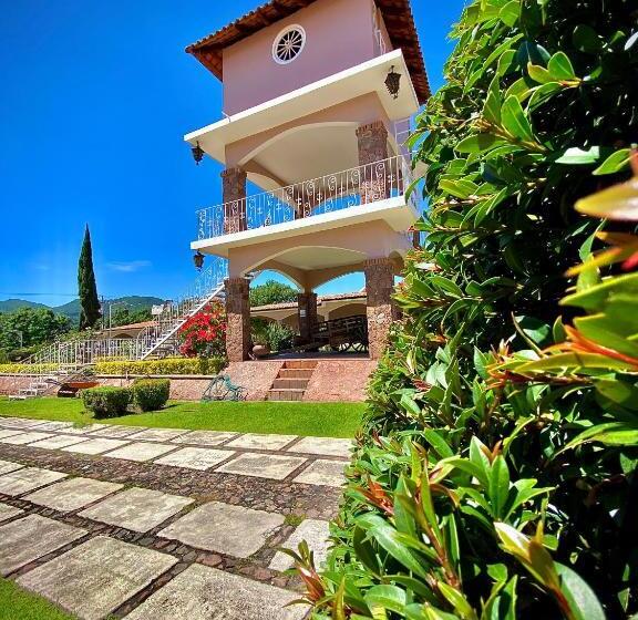 فندق Ojo De Agua