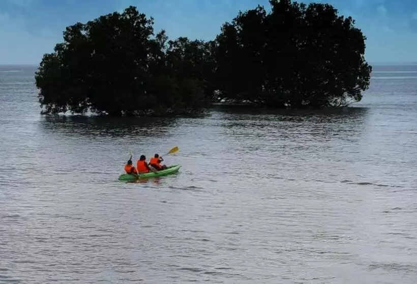 Hotelli Padadita Beach