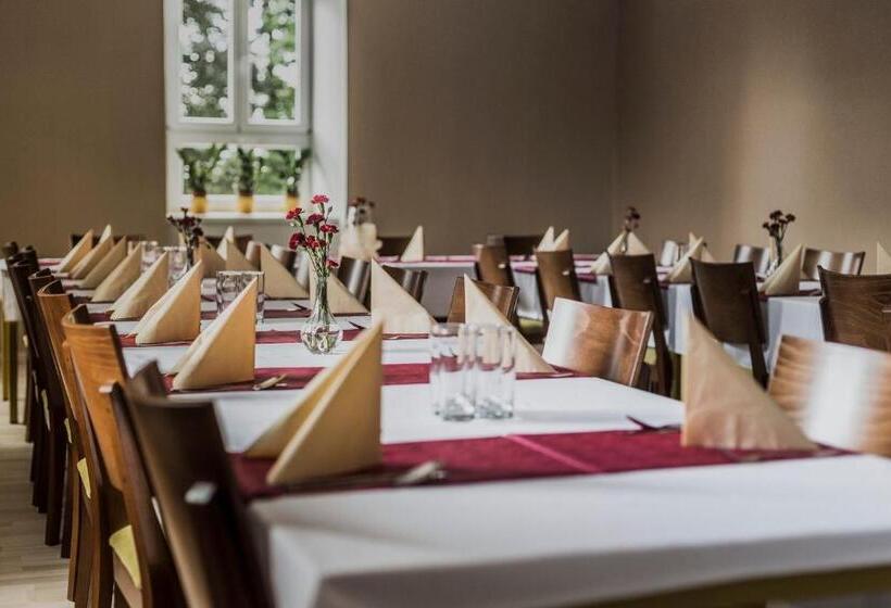 בית מלון כפרי Rokiten