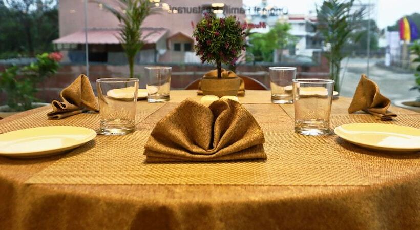 בית מלון כפרי Vits Devbhumi, Dwarka