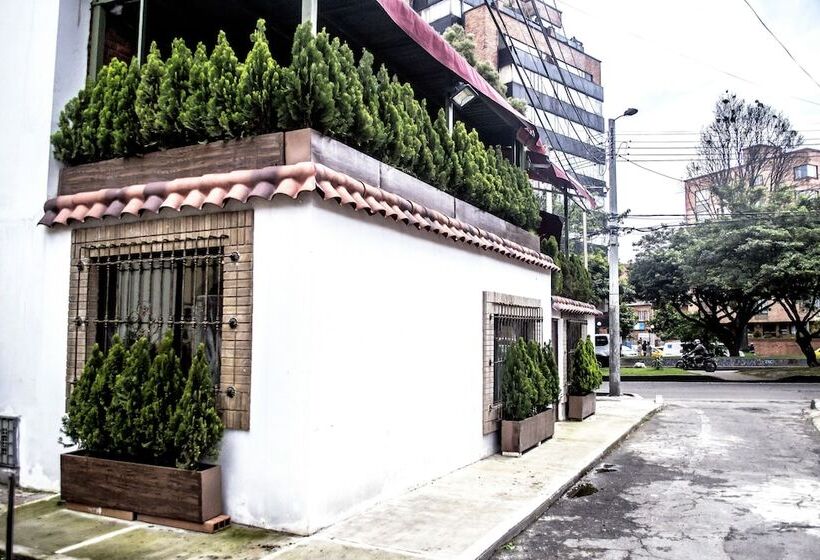 בית מלון כפרי Von Astorian