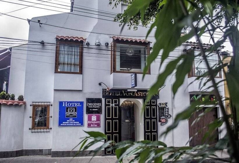 בית מלון כפרי Von Astorian