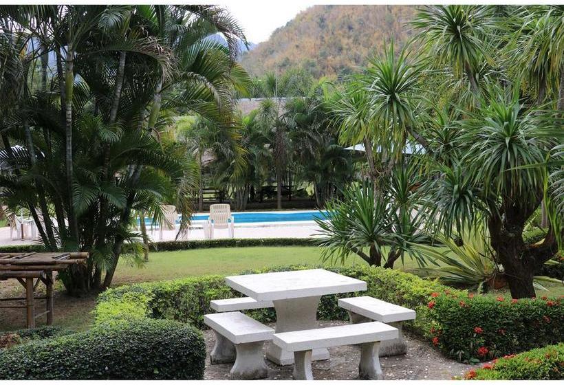 Areeya Resort Kanchanaburi