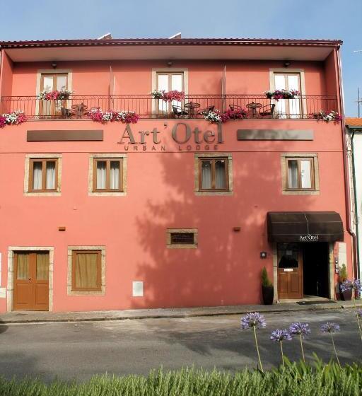 تختخواب و صبحانه Art'otel Barcelos