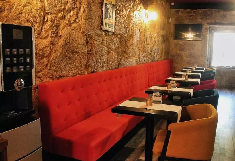 ベッドアンドブレックファースト Art'otel Barcelos