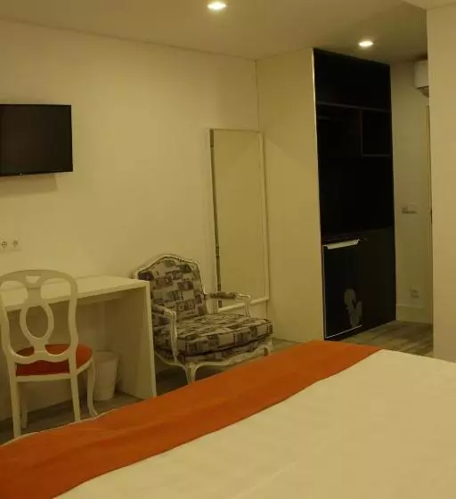 ベッドアンドブレックファースト Art'otel Barcelos