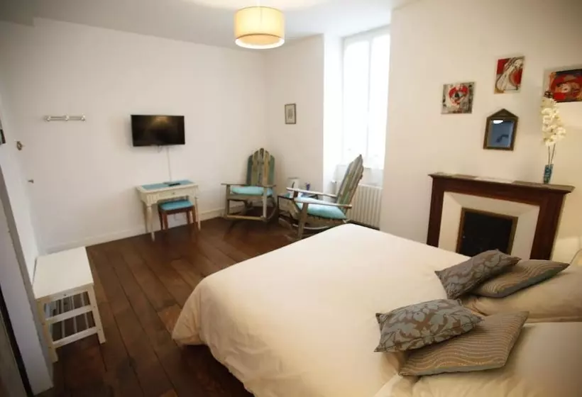 Aamiaismajoitus (B&B) Chambres D Hôtes Ene Gutizia