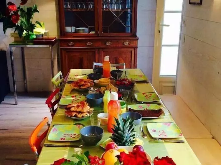 Aamiaismajoitus (B&B) Chambres D Hôtes Ene Gutizia