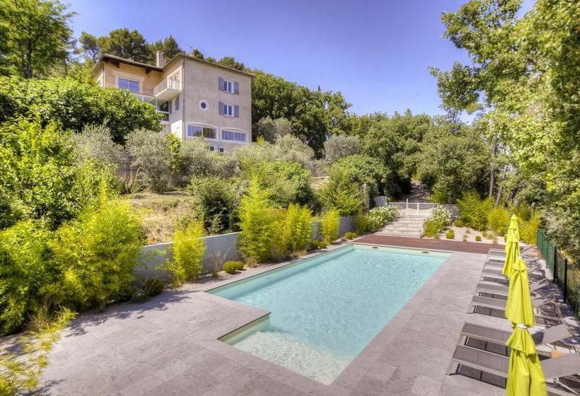 مبيت وإفطار La Bastide Perchée