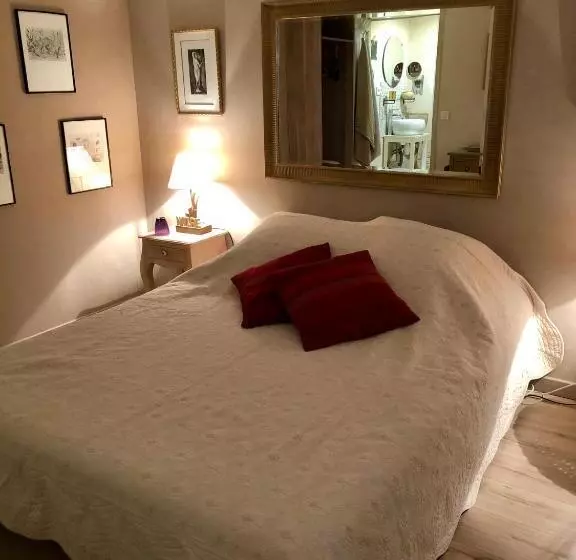 Aamiaismajoitus (B&B) Longo Maï