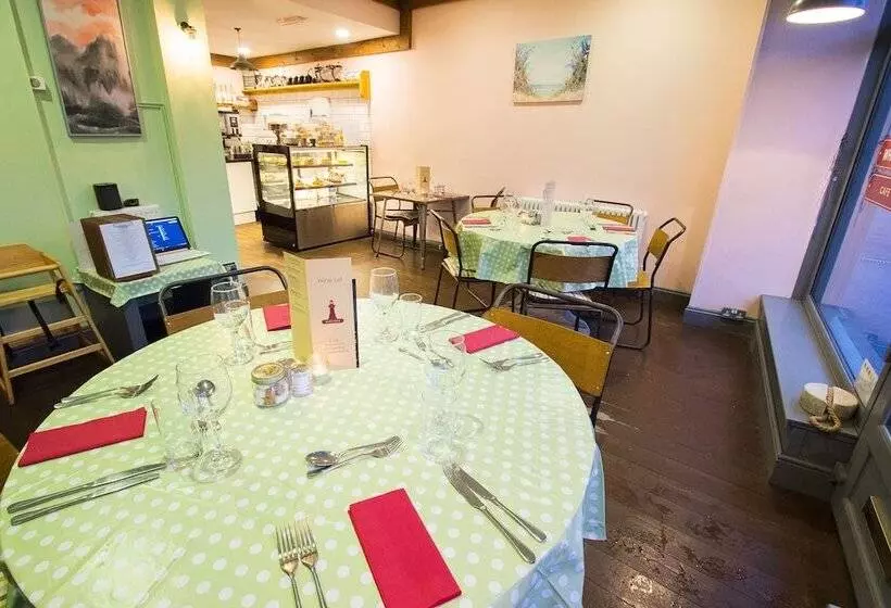 Aamiaismajoitus (B&B) Nik The Greek