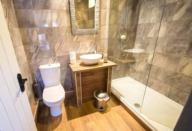 Aamiaismajoitus (B&B) Nik The Greek